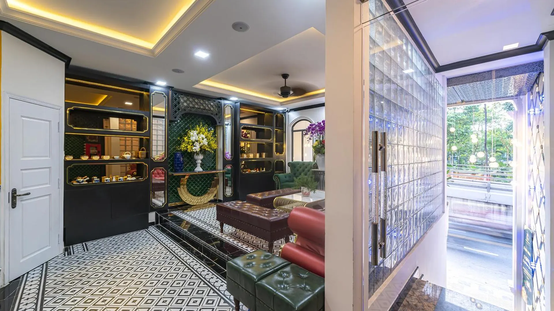 Collection O Vyvy Airport Hotel Ho Chi Minh City