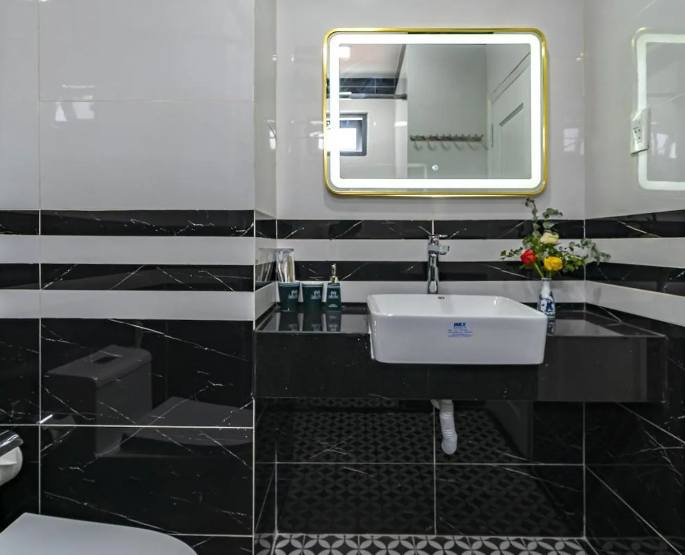 Collection O Vyvy Airport Hotel Ho Chi Minh City